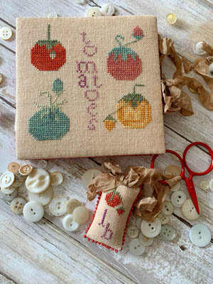 Heirloom Tomatoes Needlework Set - Pin Round & Thread Board