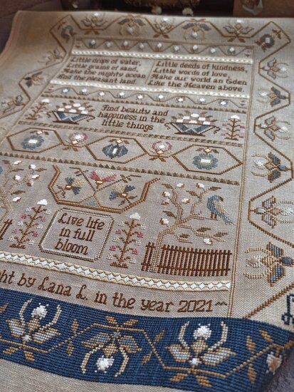 Little Things Sampler - PDF - Stitches Through The Years