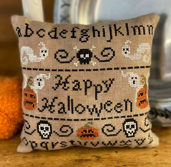 Happy Halloween Sampler pillow - Mani di Donna