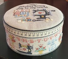 Auntie&#039;s Sewing Box1