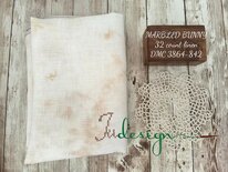 32 ct  Marbled Bunny - xJudesign