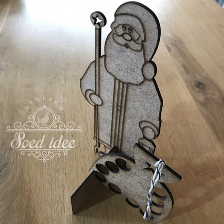 Santa Thread & Scissor holder - Twin Peak Primitives