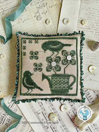 Gathering Clover - Luminous Fiber Arts
