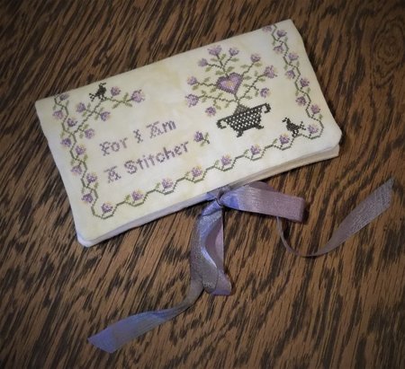 A Stitcher's Wallet - The Nebby Needle