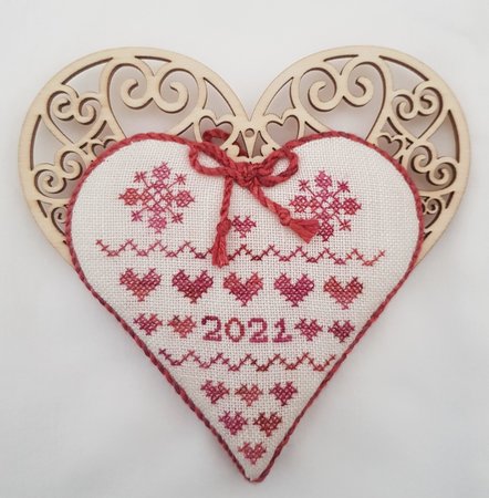 Valentine – Roses Heart chart + wooden heart - Giulia Punti Antichi