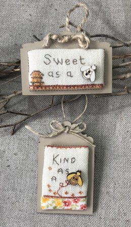 Kit 2 mini tags "Kind as a bee"