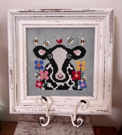 BESSIE IN THE BLOOMS - Fox and Rabbit Designs