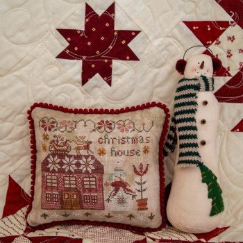 Christmas House- Pansy Patch Quilts & Stitchery