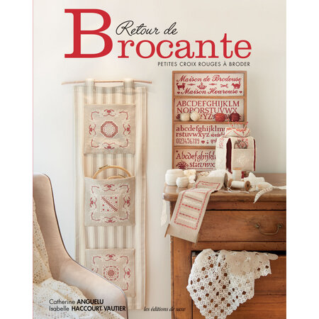 Retour de brocante - Petites croix rouges à broder
