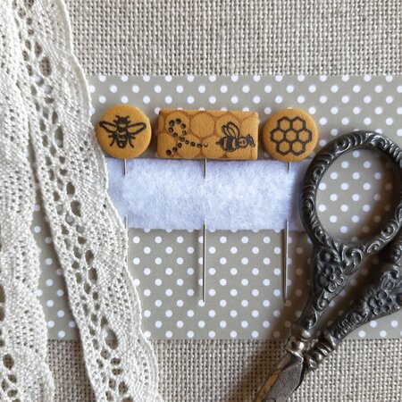 pin set -Bees- Puntini Puntini