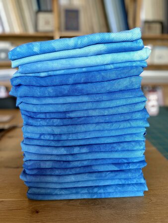 20 ct. FOTM AUGUST Ocean Blue Aida - Fiber on a Whim