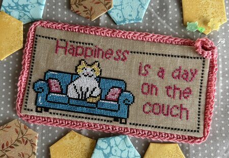 Happiness on the couch - Romy's Creations