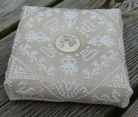 Speldenkussenclub X - White Summer Mattress