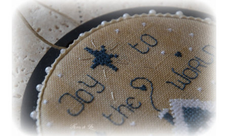 Boule à neige -Joy to the World- Fleurs de Lin