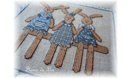 Trois Petits Lapins - Fleurs de Lin